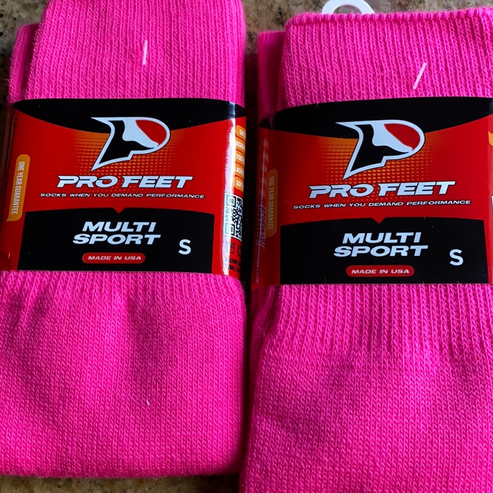 Pink pro feet socks 2 pairs new